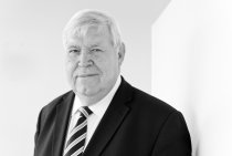 Heinz Gerhard Sieg, KMP-Firmengründer und Seniorchef